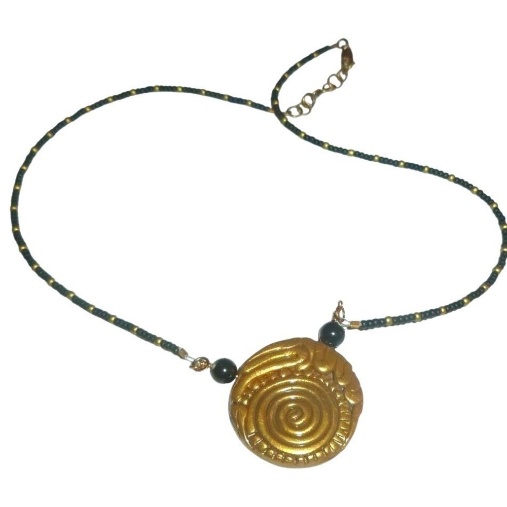 Artisan 14/20 Gold Filled Spiral Disk Pendant Necklace Black Seed Bead Vtg Style